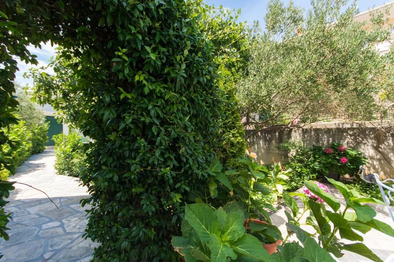 Apartment Lorenzo Trogir 0*,  Croatia
