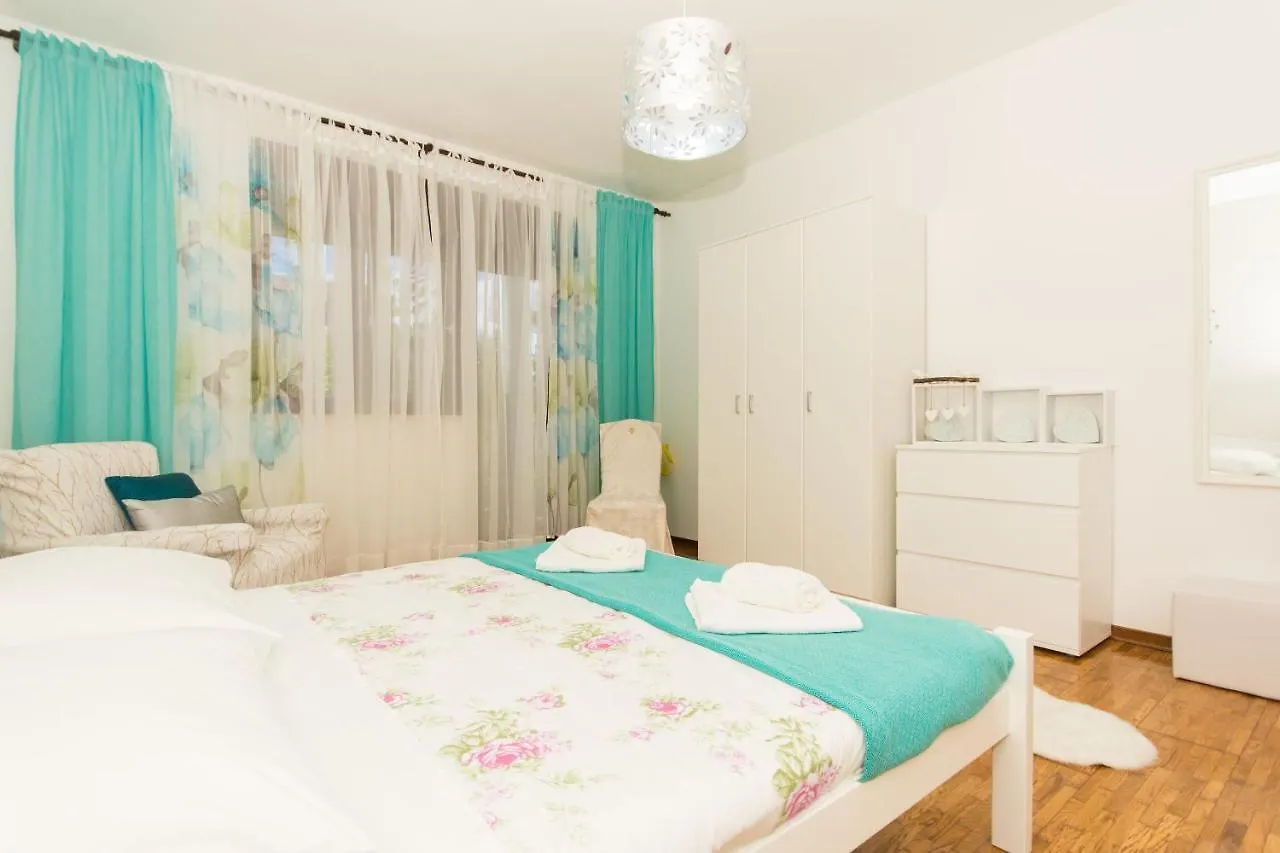 Apartment Lorenzo Trogir